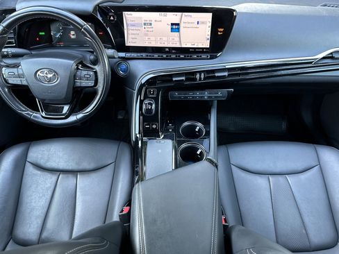 Certified 2022 Toyota Mirai XLE image 4