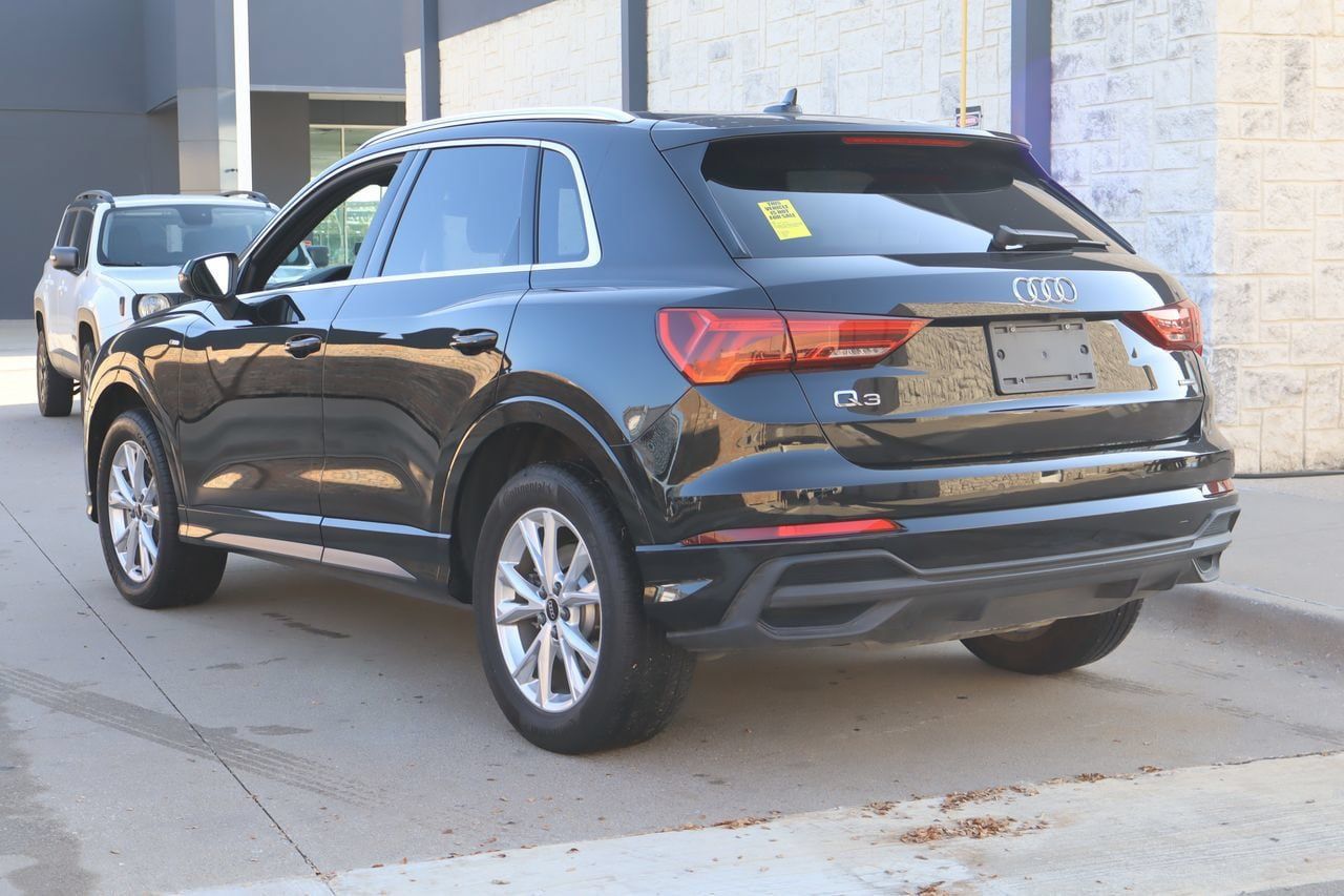 Used 2025 Audi Q3 2.0T Premium AWD/4WD image 3