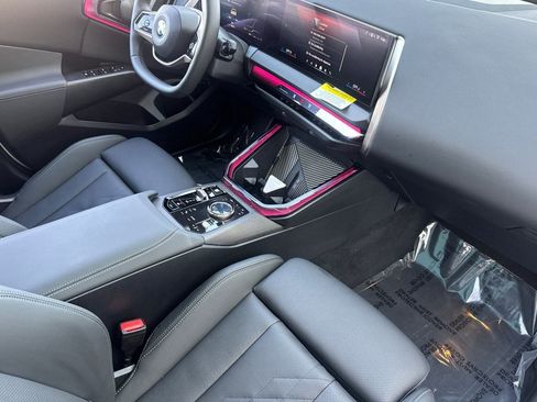 Used 2025 BMW X3 xDrive30i w/ Convenience Package image 33