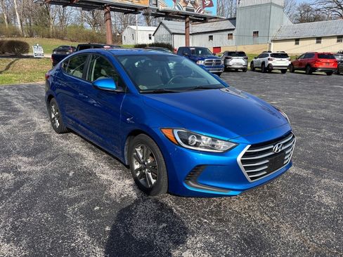 Used 2018 Hyundai Elantra SEL FWD image 4