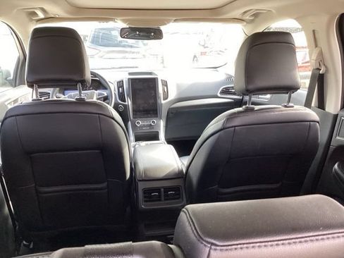 Used 2024 Ford Edge SEL w/ Convenience Package AWD/4WD image 18