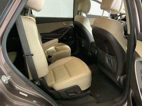 Used 2015 Hyundai Santa Fe Limited w/ Option Group 04 AWD/4WD image 24