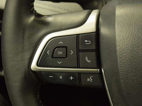 Certified 2023 Toyota Highlander XLE image 26