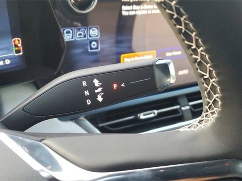 New 2026 Chevrolet Equinox EV LT image 14