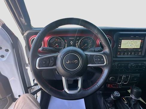 Used 2023 Jeep Wrangler Unlimited Rubicon w/ Cold Weather Group AWD/4WD image 12