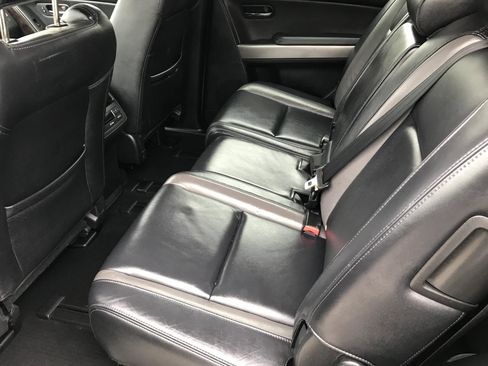 Used 2011 MAZDA CX-9 Grand Touring w/ Moonroof & Bose Audio Pkg image 19