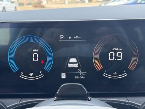 Used 2025 Hyundai Santa Fe SEL image 12