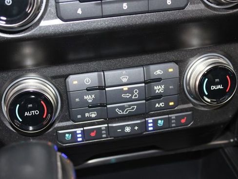 Used 2020 Ford F150 Raptor w/ Equipment Group 802A Luxury image 27