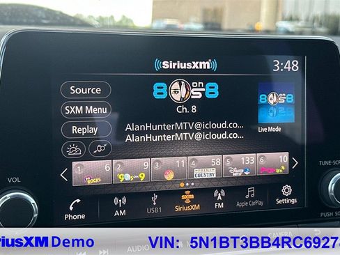 Used 2024 Nissan Rogue SV image 34