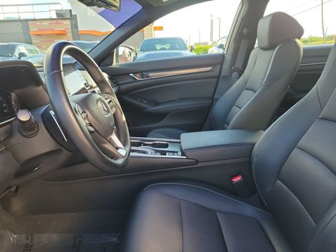 Used 2021 Honda Accord Sport image 17