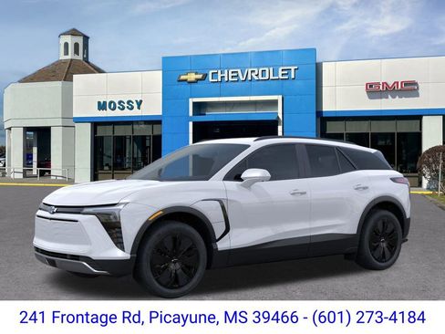 New 2026 Chevrolet Blazer EV LT image 2