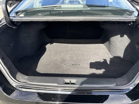 Used 2022 Nissan Sentra SR w/ Electronics Package image 7