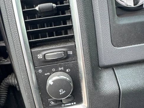 Used 2015 RAM 1500 Big Horn AWD/4WD image 10