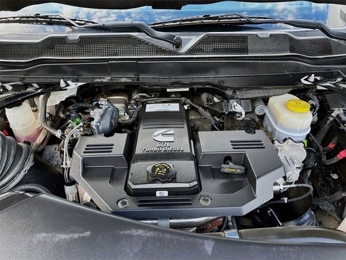 Used 2022 RAM 2500 Laramie image 29