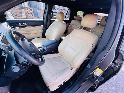 Used 2016 Ford Explorer Limited AWD/4WD image 8