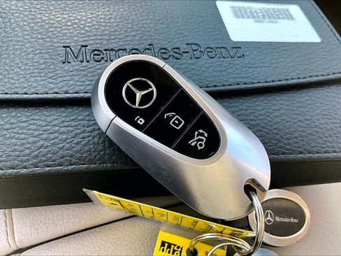 Used 2023 Mercedes-Benz S 500 4MATIC image 15