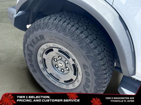 Used 2025 Ford Bronco Badlands AWD/4WD image 19