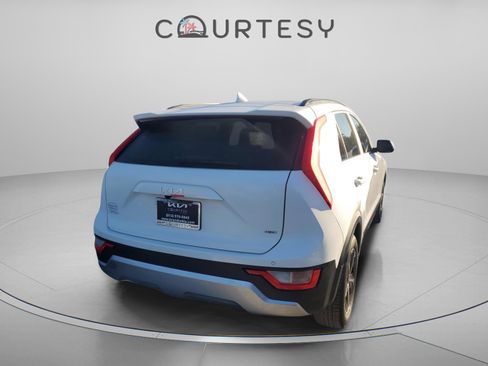 New 2026 Kia Niro EX w/ EX Premium Package image 4