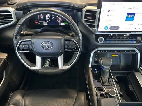 Used 2024 Toyota Tundra Platinum AWD/4WD image 16