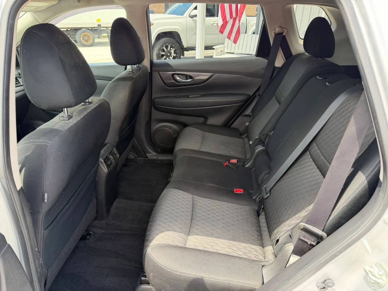 Used 2020 Nissan Rogue SV AWD/4WD image 20