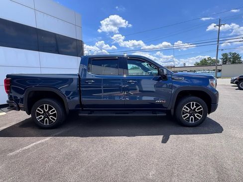 Used 2020 GMC Sierra 1500 AT4 w/ AT4 Premium Package AWD/4WD image 4