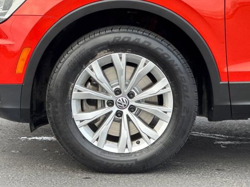 Used 2019 Volkswagen Tiguan SE image 26