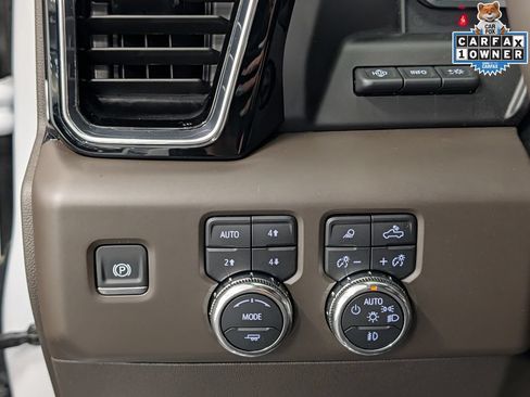 Used 2025 GMC Sierra 1500 Denali w/ Denali Reserve Package AWD/4WD image 28