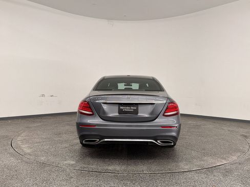 Used 2020 Mercedes-Benz E 350 Sedan image 9