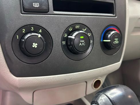 Used 2006 Kia Spectra EX image 12