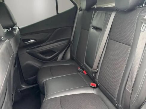 Used 2022 Buick Encore Preferred w/ Safety Package AWD/4WD image 17