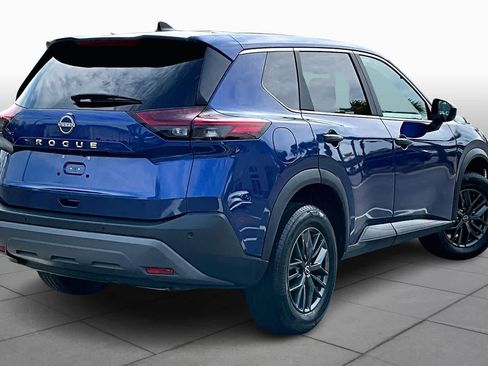 Used 2023 Nissan Rogue S image 12