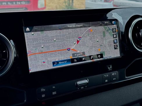 Used 2024 Mercedes-Benz Sprinter 2500 image 18