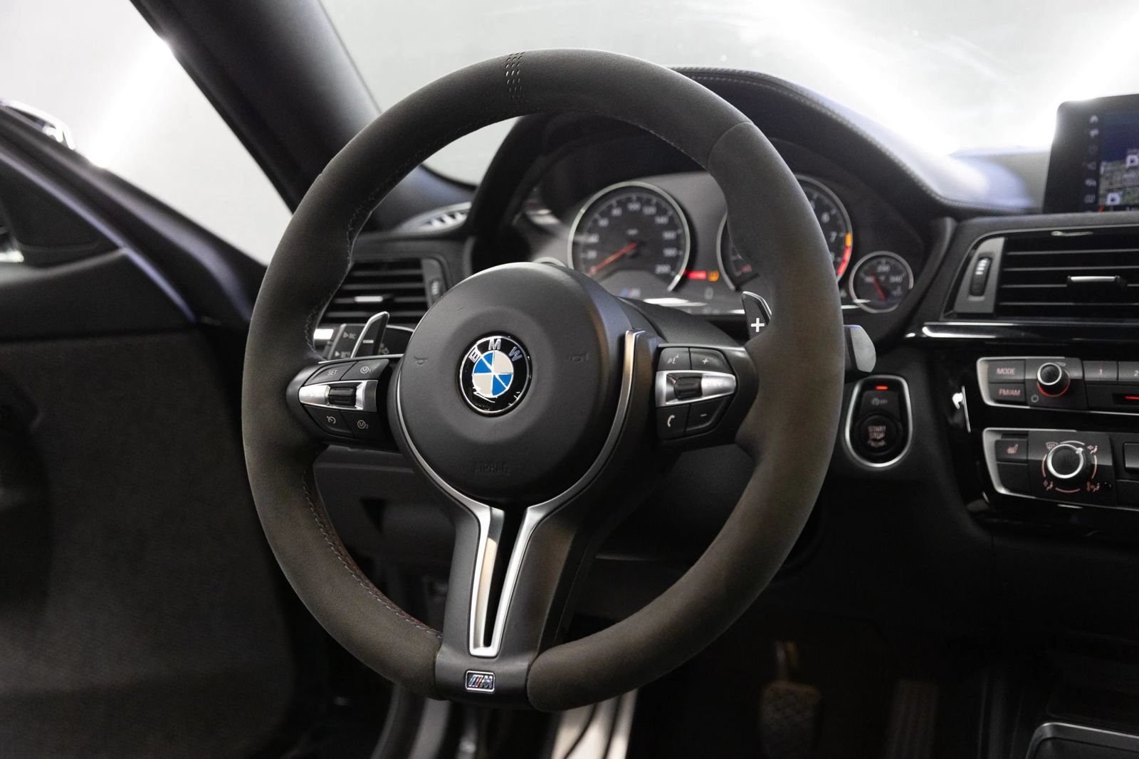 Used 2019 BMW M4 CS w/ Executive Package RWD image 35