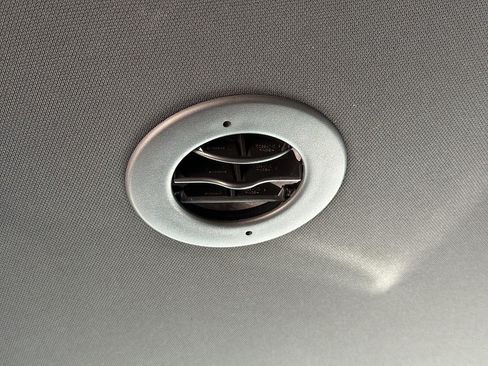 Used 2025 Chevrolet Traverse LT AWD/4WD image 20