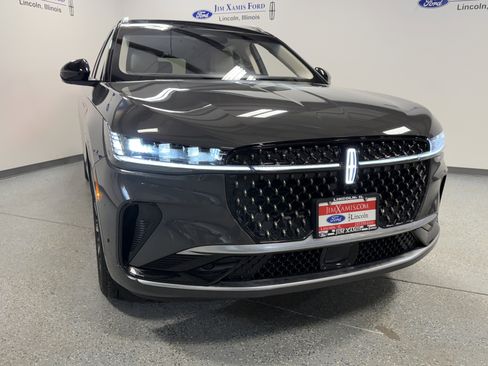 Used 2024 Lincoln Nautilus Black Label image 38