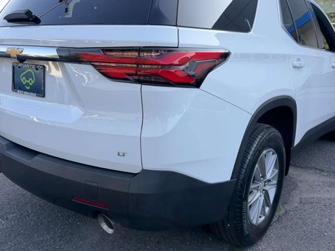 Used 2023 Chevrolet Traverse LT AWD/4WD image 6