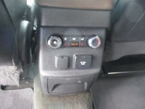 Used 2014 Ford Explorer Limited w/ Equipment Group 301A FWD image 6