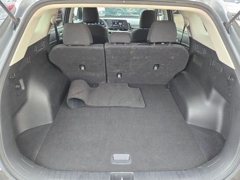Used 2024 Kia Sportage LX image 13