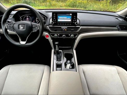 Used 2019 Honda Accord LX image 15
