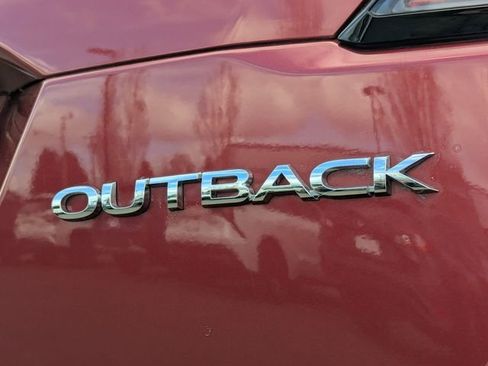 Used 2021 Subaru Outback Premium AWD/4WD image 31