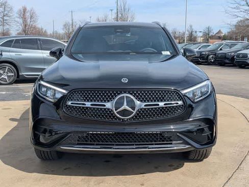 Used 2026 Mercedes-Benz GLC 300 image 4