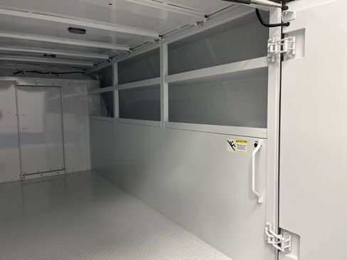 New 2025 Chevrolet Express 3500 Work Van w/ Power Convenience Package image 5