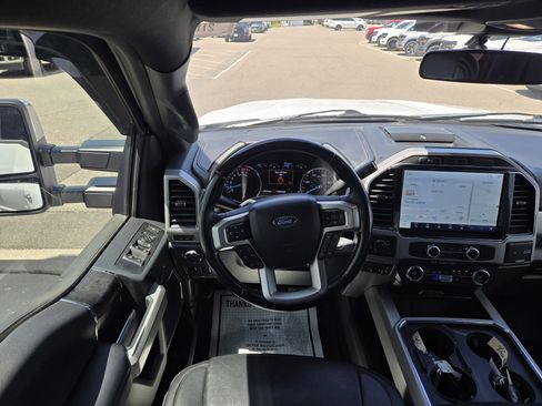 Certified 2022 Ford F350 Lariat w/ Lariat Ultimate Package image 2