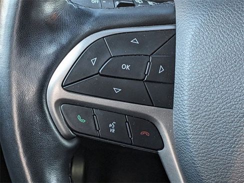 Certified 2022 Jeep Grand Cherokee Laredo X image 19