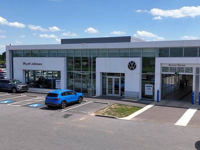 Used 2026 Volkswagen Jetta SE FWD image 22