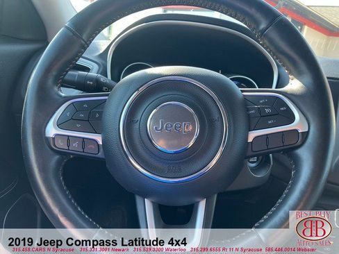 Used 2019 Jeep Compass Latitude w/ Popular Equipment Group AWD/4WD image 18