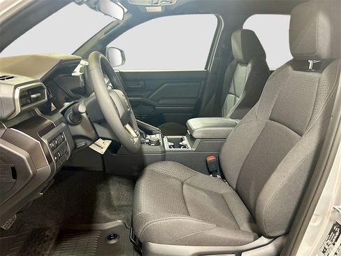 New 2026 Toyota 4Runner SR5 image 17