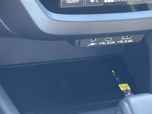 New 2025 Subaru Forester Limited w/ Popular Package image 15