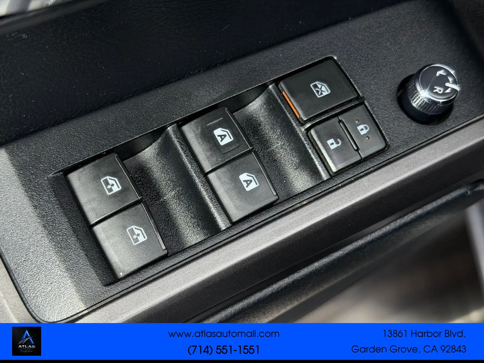 Used 2016 Toyota Tacoma TRD Off-Road w/ Premium & Technology Package RWD image 21