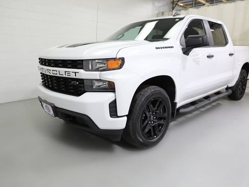 Certified 2020 Chevrolet Silverado 1500 Custom w/ Rally Edition AWD/4WD image 15